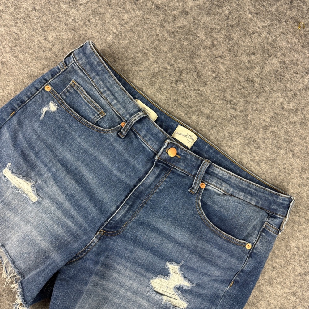 Universal Thread High Rise Midi Denim Shorts Blue Distressed Size 18/34 1392
